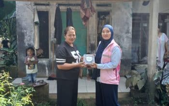 Srikandi PLN UP3 Tebar Berkah Daging Untuk Warga Kabupaten Bogor