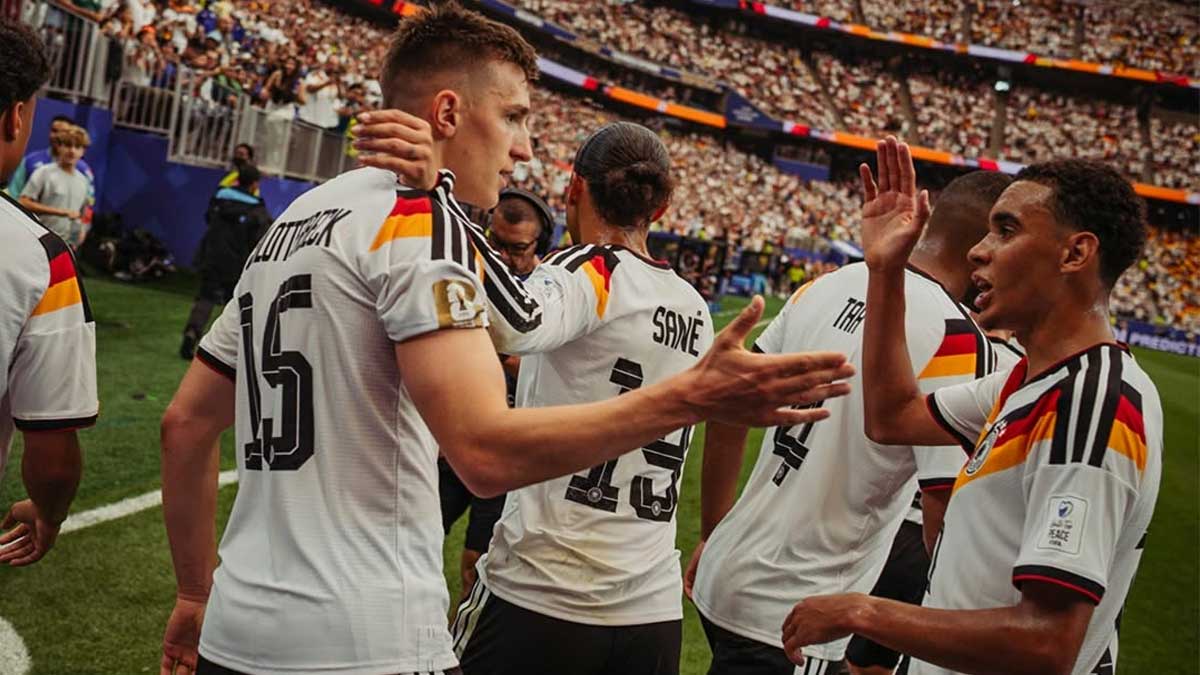 Jerman bantai Curacao 7 1