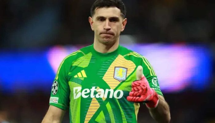Juventus Tempatkan Emiliano Martinez di List Utama Transfer