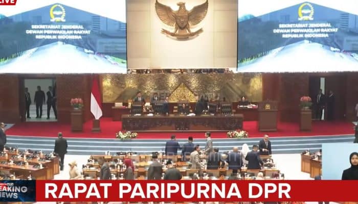 Revisi UU Polri Disahkan Jadi Undang-Undang, Jenderal Bintang 4 Pensiun Usia 60 Tahun!