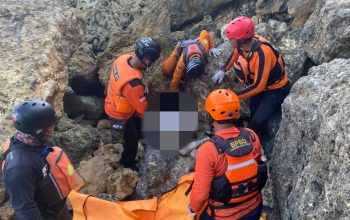 Santriwati Asal Kediri yang Terseret Ombak