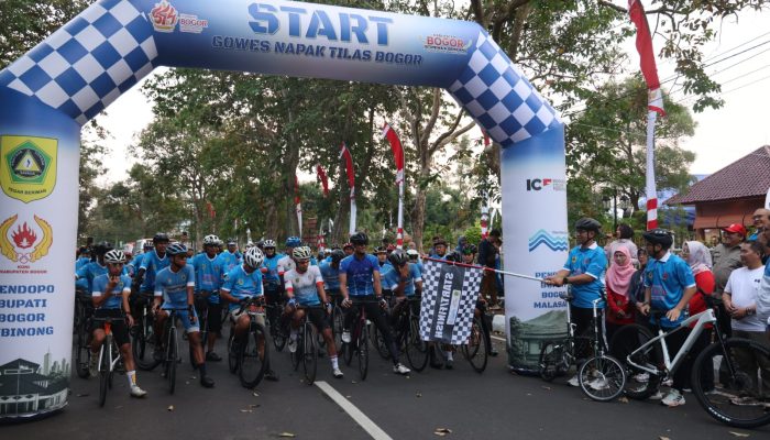 Ratusan Peserta Gowes Napak Tilas Bogor Jelajahi Sejarah dan Keindahan Alam