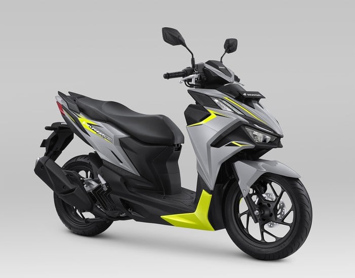 Honda Vario Evo 160 vs Yamaha Aerox Alpha (Istimewa)