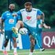 Neymar latihan