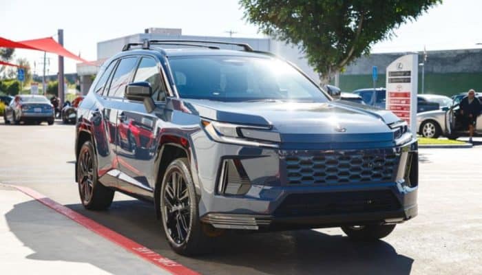 Toyota RAV4 2026 Laris Manis, Unit Baru Datang Langsung Ludes dalam Hitungan Jam