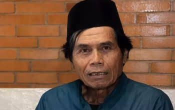 Ayah Taufik Hidayat (Youtube/KDM)
