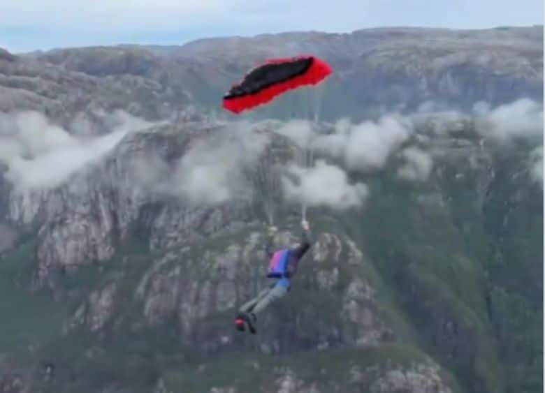 BASE jumper Norwegia