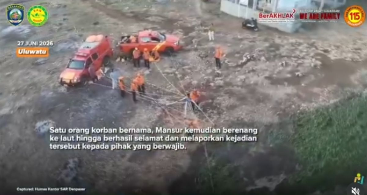Evakuasi buruh terjebak Uluwatu