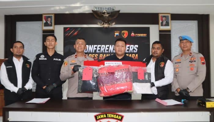 Cabuli 4 Santriwati, Oknum Pengasuh Ponpes di Banjarnegara Ditangkap Polisi Usai Pulang dari Ibadah Haji
