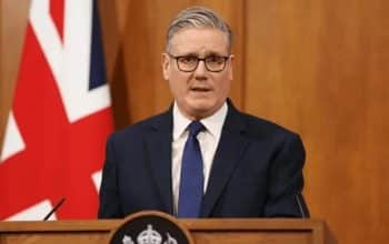 Keir Starmer mundur sebagai PM Inggris.