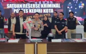 Pencuri Pecah Kaca Mobil di Kediri