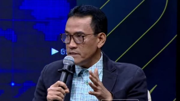 Kuasa Hukum Roy Suryo dan dr. Tifa, Refly Harun.