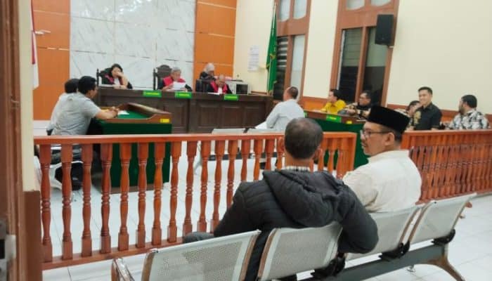 Digugat di PN Bandung, Ketum Kadin Anindya Bakrie Harus Bayar Rp20 Miliar ke Nizar Sungkar!