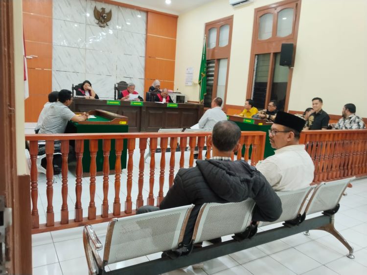 sidang 8