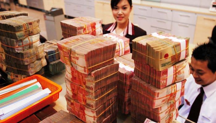 Rupiah Melemah Terhadap Dollar, Berikut Ivestasi yang Menguntungkan saat ini