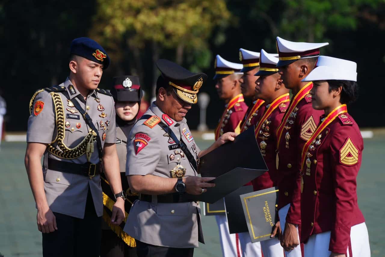 anak kuli bangunan lulusan terbaik Akpol