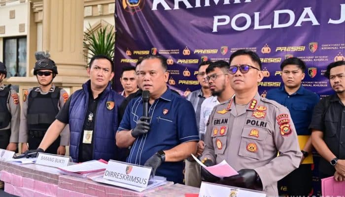 Polda Jambi Tangkap 3 Tersangka Kasus Pembobolan Bank Jambi, Kerugian Capai Rp144,82 Miliar