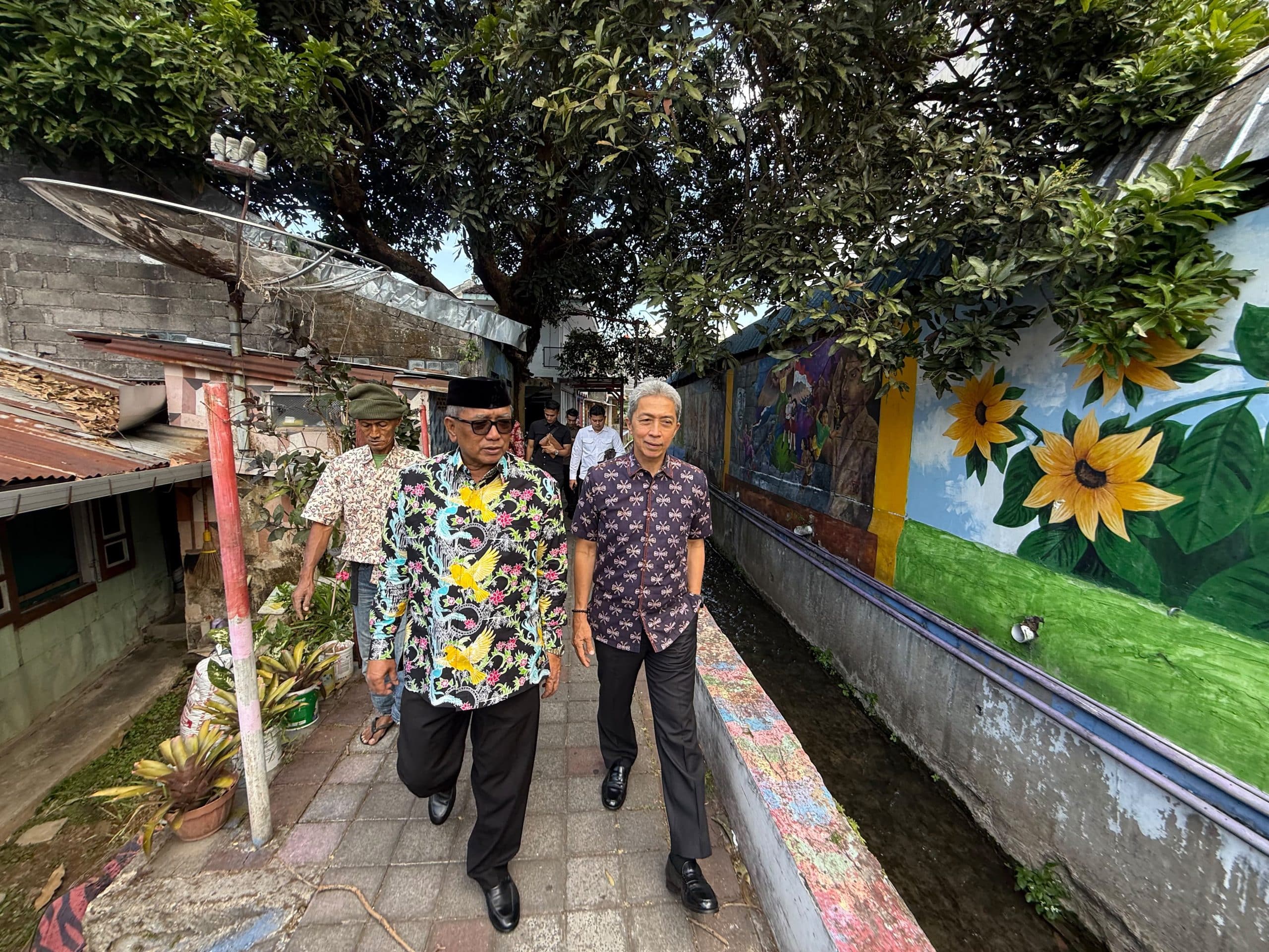 Dedie Rachim Pelajari Pengelolaan Lingkungan Berbasis Masyarakat di Kampung Pancuran