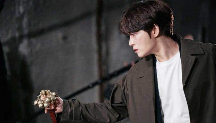 Nonton The Shrine Full HD, Film Horor Terbaru tentang Teror Kuil Tua