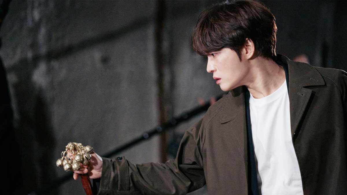 Nonton The Shrine