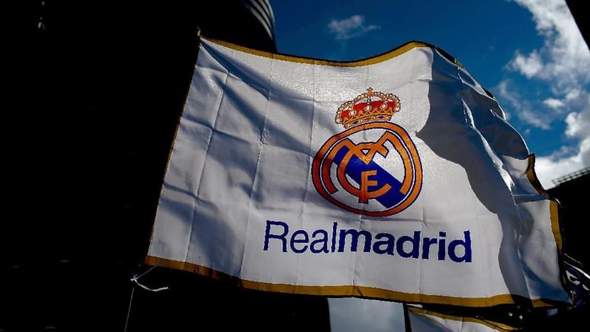 REAL MADRID BENDERA