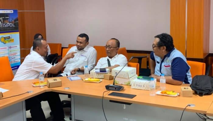 UNESA Perkuat Sinergi dengan DPRD, KPU, hingga SMSI untuk Tingkatkan Kompetensi Mahasiswa