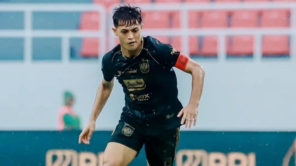 Alfeandra Dewangga bergabung Arema FC.