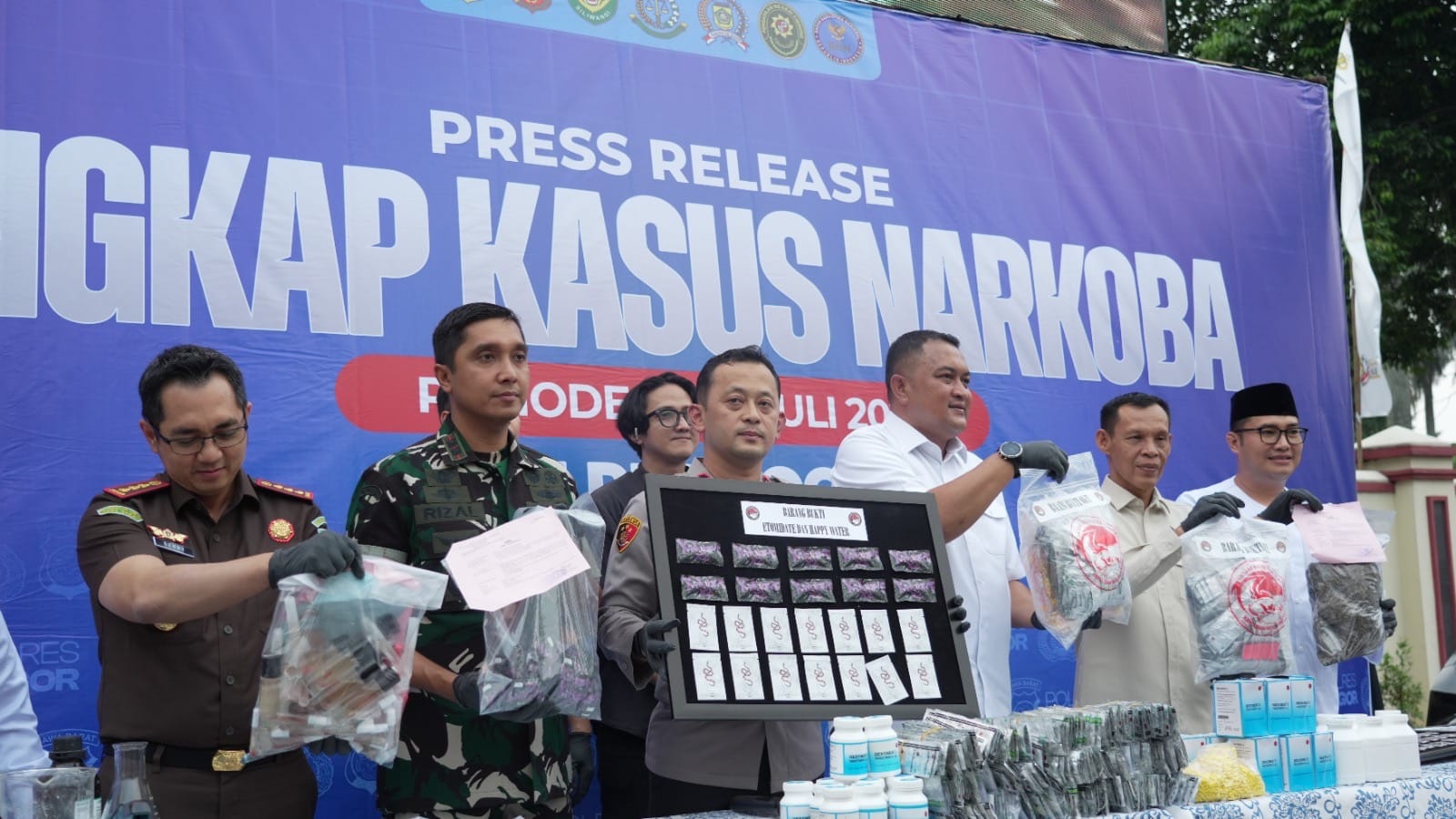 Bupati Bogor Rudy Susmanto mengapresiasi pengungkapan kasus narkoba di Kabupaten Bogor