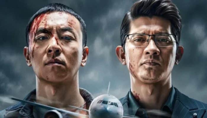 Iko Uwais Jadi Penjahat Utama di Film Aksi Tiongkok Wings of Dread, Tampilkan Duel Brutal di Dalam Pesawat