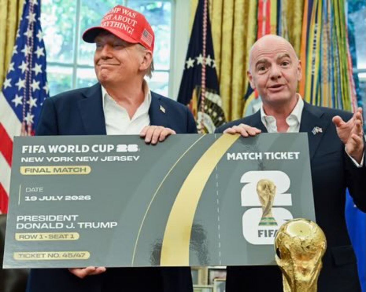 Trump serahkan trofi final Piala Dunia 2026