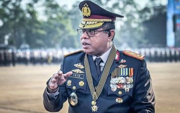 Kadivhumas Polri Irjen Pol. Johnny Eddizon Isi