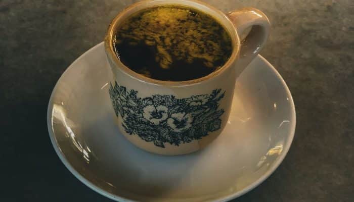 Tren Kopi Telur Viral! Minuman Kekinian Ini Ternyata Simpan Bahaya Tersembunyi yang Jarang Orang Tahu!