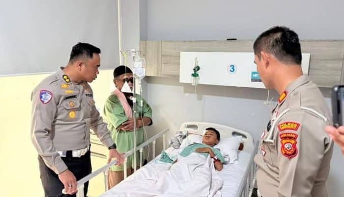 Tragedi di Jalur Pantura! Enam Korban Kecelakaan Maut di Indramayu Masih Dirawat Intensif, Bupati Desak Aturan Ketat