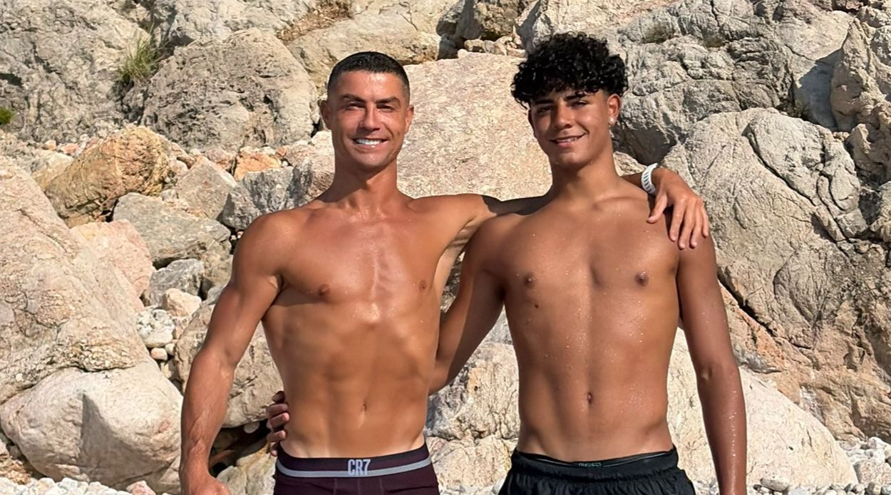 Cristiano Ronaldo dan Cristiano Ronaldo Jr