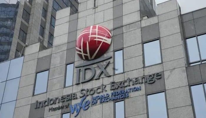 IHSG Tertekan Saat Reshuffle, Asing Masih Jual Saham tetapi 10 Emiten Ini Diburu