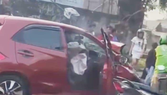 Kecelakaan Beruntun 6 Kendaraan di Bogor, Satu Orang Terluka