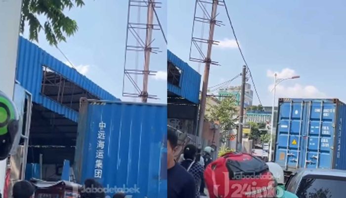 Manuver Truk Kontainer Gagal, Jalan Lapangan Bola Kebon Jeruk Jakbar Sempat Mengular