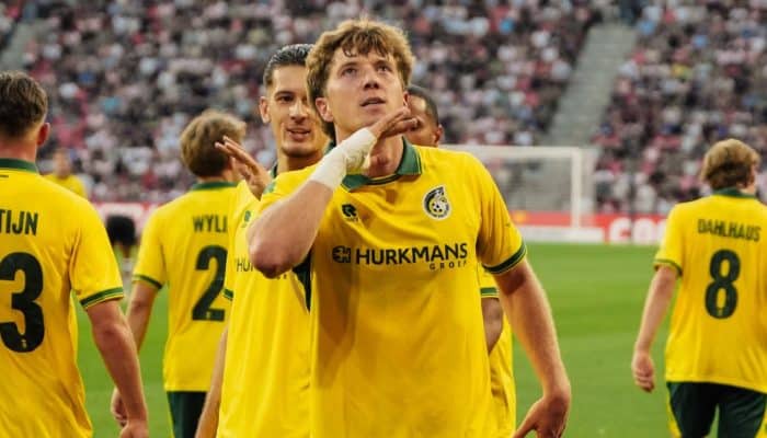 Fortuna Sittard Imbangi PSV 2-2, Ole Romeny Cetak Gol