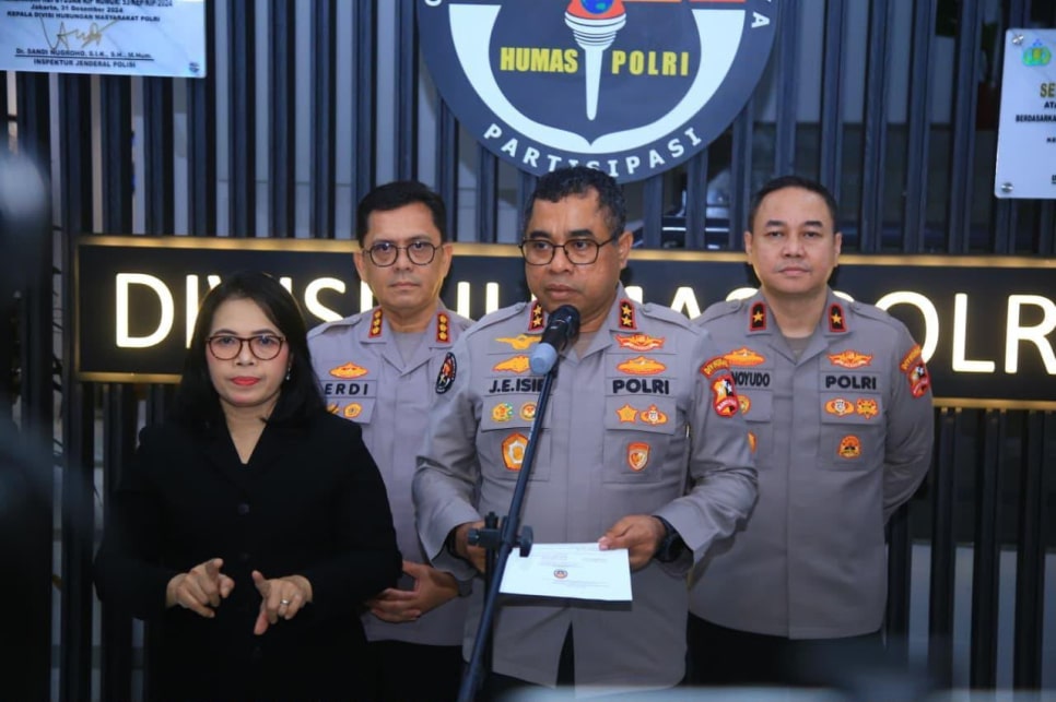 Kadiv Humas Polri Irjen Pol Johnny Eddizon Isir
