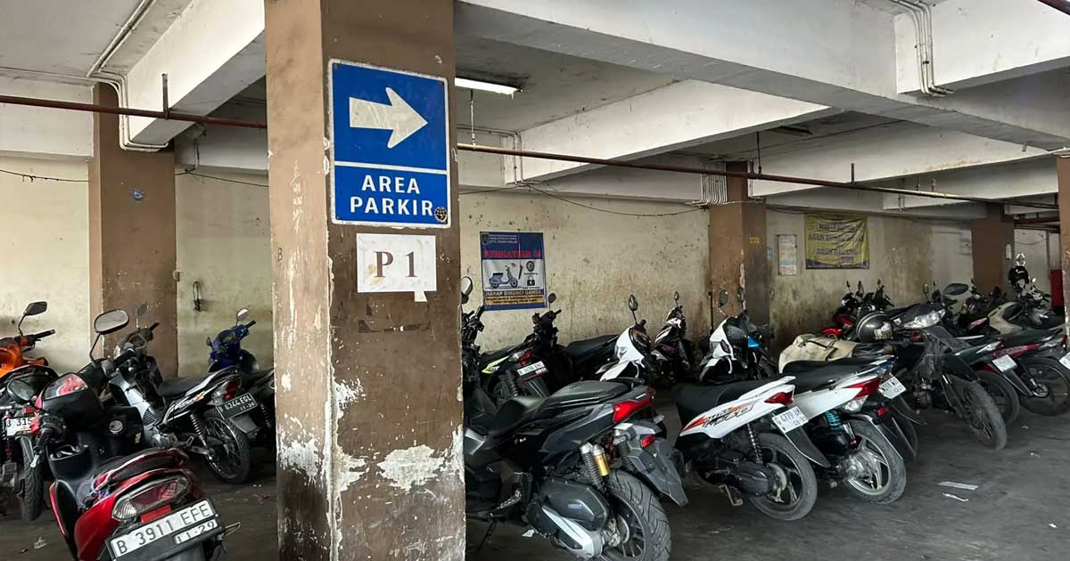 parkir pasar