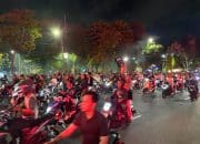 Bonek Tumpah Ruah Rayakan Juara Piala Presiden 2026, Konvoi Meriah Warnai Jalanan Surabaya