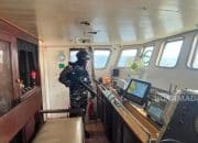KRI Kerambit Tangkap Kapal Berbendera Tanzania, Diduga Bawa 1,3 Ton Narkoba