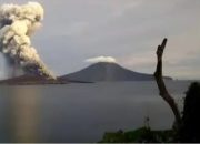 Anak Krakatau Erupsi, Kolom Letusan Diduga Tembus Tropopause