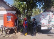 Sumur Mengering, Ratusan Keluarga di Bunder Jember Bergantung pada Droping Air Bersih