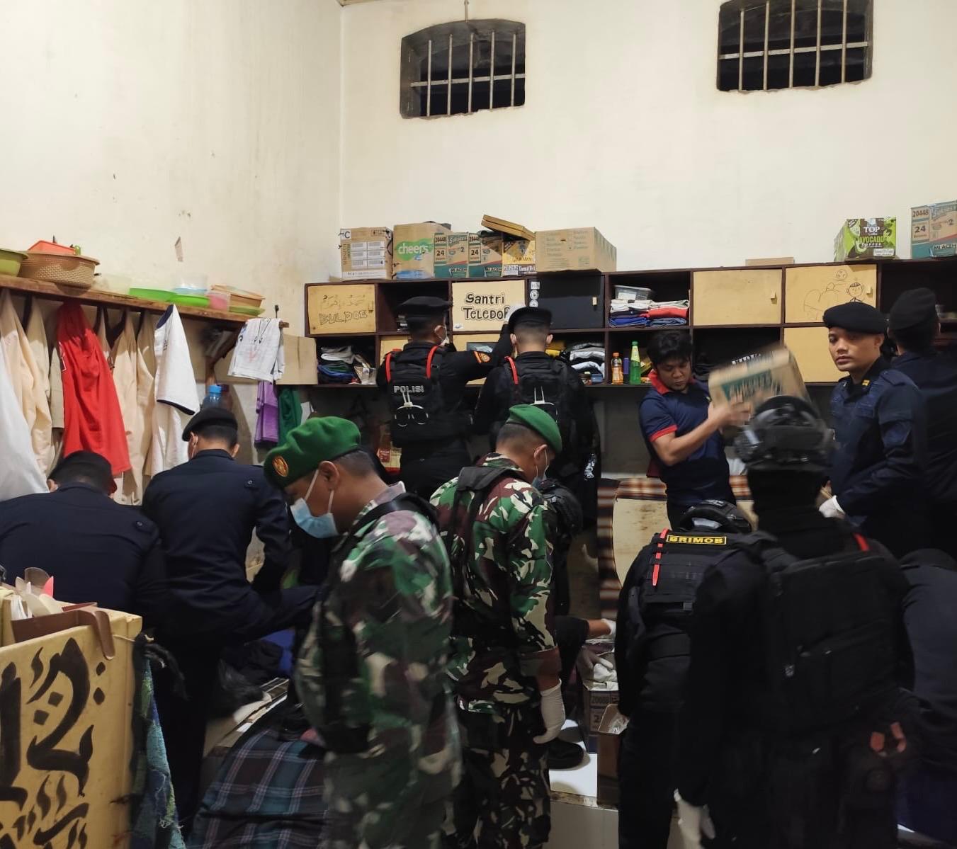 Razia Besar Lapas Jember