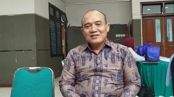 Profil Prof Chotib