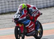 Kiandra Ramadhipa Bawa Pulang 16 Poin dari Valencia, Tetap di Lima Besar Moto3 Junior 2026