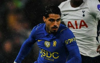 Chelsea dipecundangi